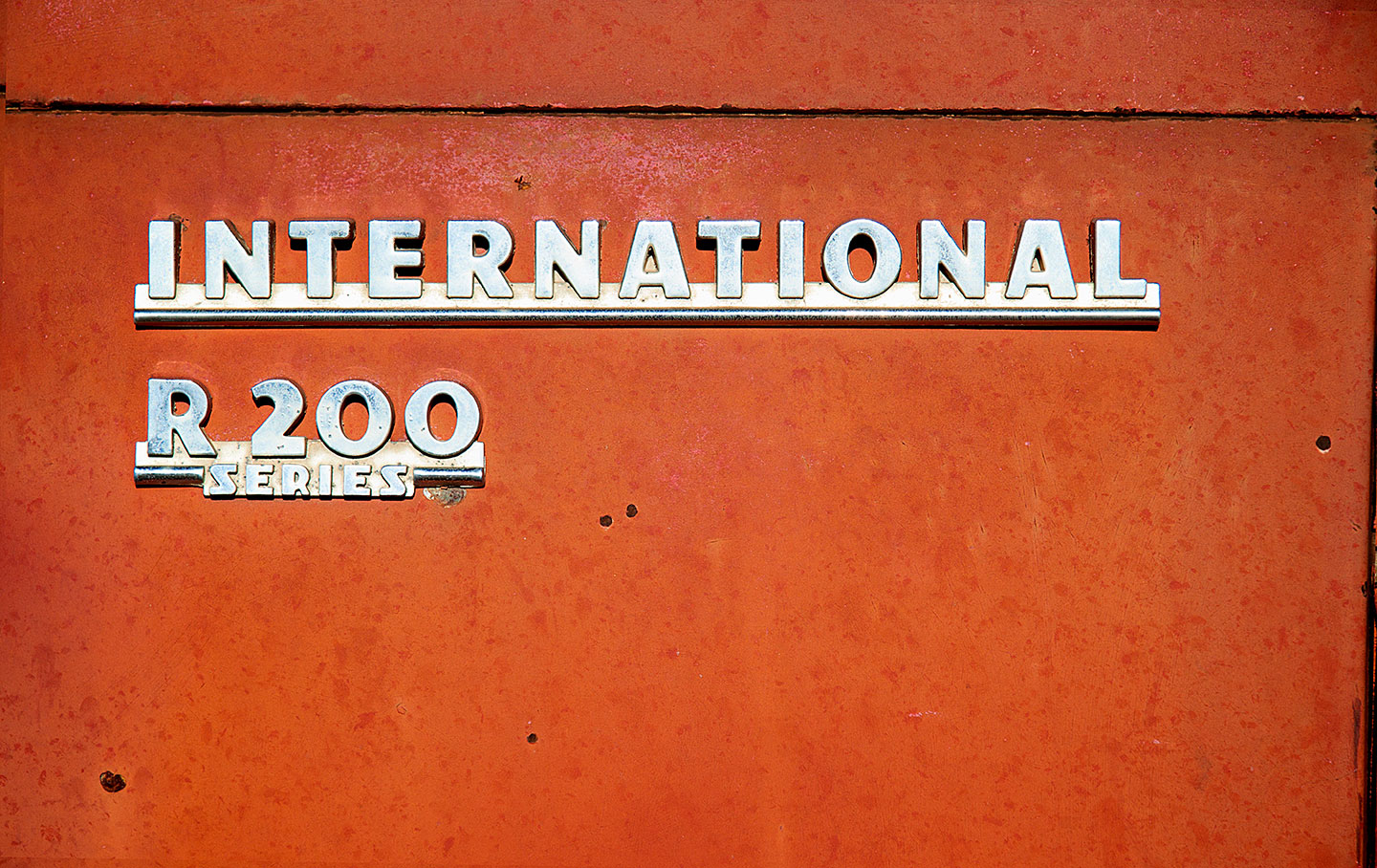R200 Series