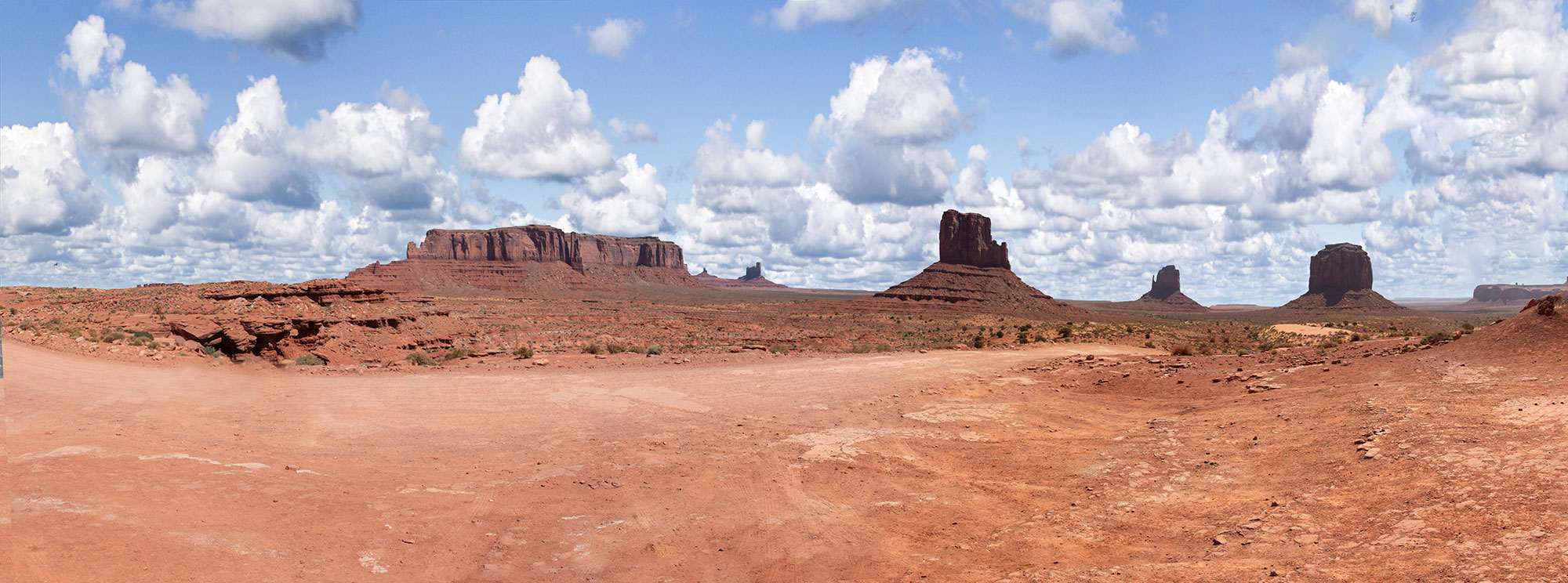 monumentvalley_pano_comp2
